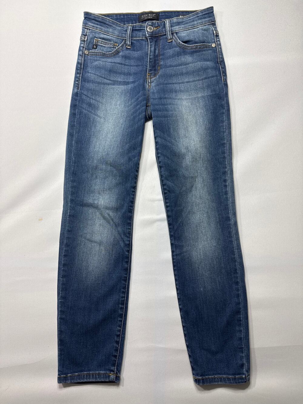 Judy Blue Women's Relaxed Fit Skinny Blue Stretch Jeans - Size 3/26 (26x26)